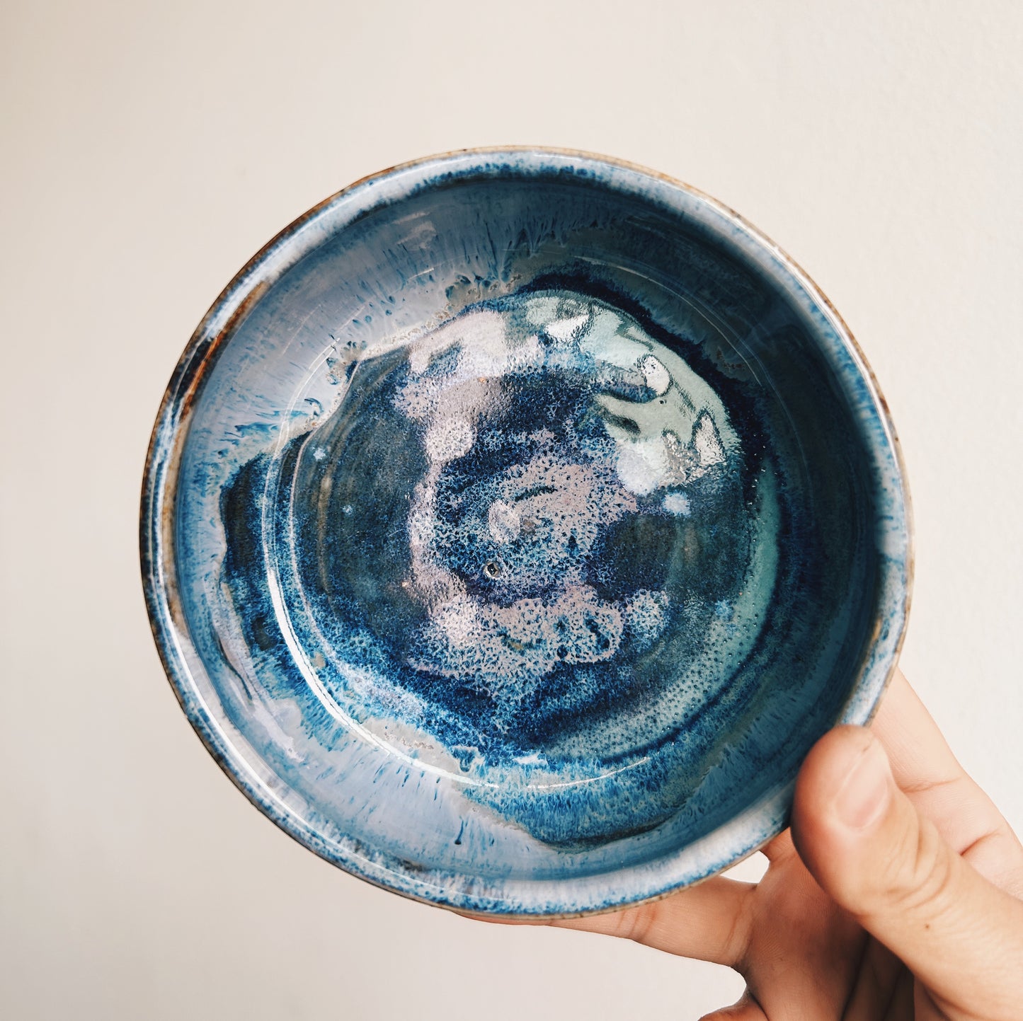 Caspian Medium Bowl 2